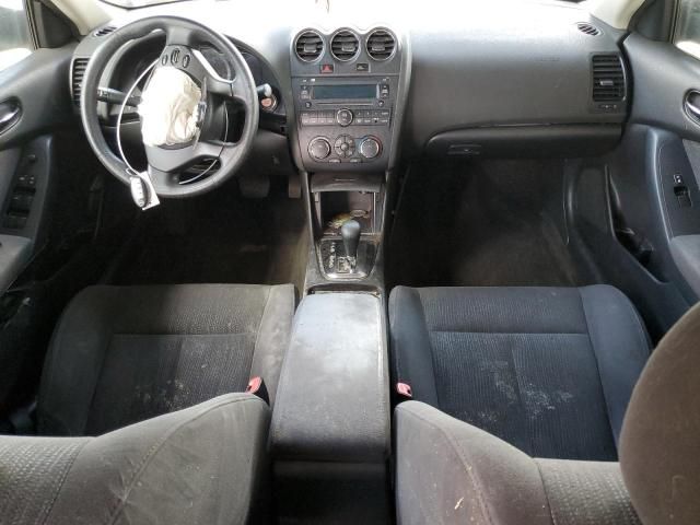 2010 Nissan Altima Base