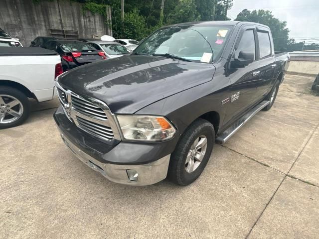 2015 Dodge RAM 1500 SLT