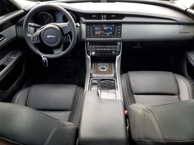 2016 Jaguar XF Prestige