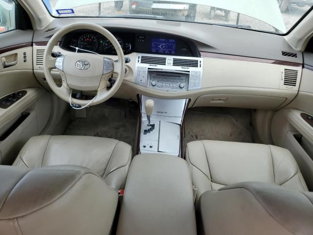 2010 Toyota Avalon XL