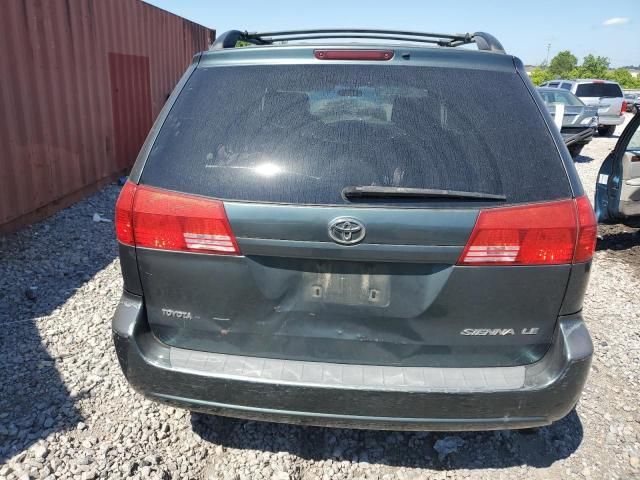 2004 Toyota Sienna CE