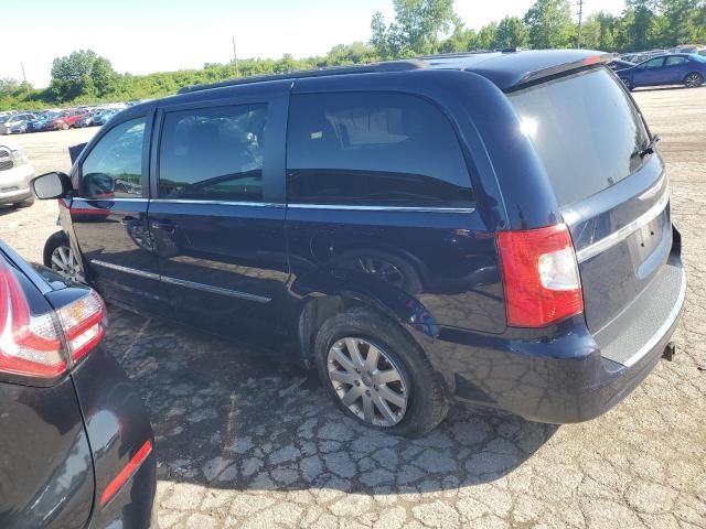 2013 Chrysler Town & Country Touring