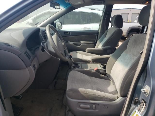 2007 Toyota Sienna CE