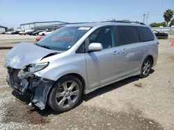 Salvage cars for sale at auction: 2017 Toyota Sienna SE