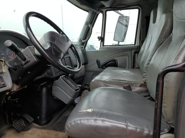 2003 International 4000 4300