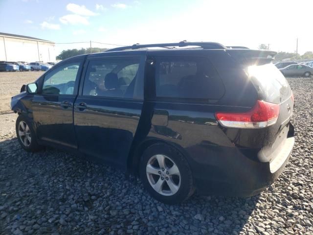 2011 Toyota Sienna LE