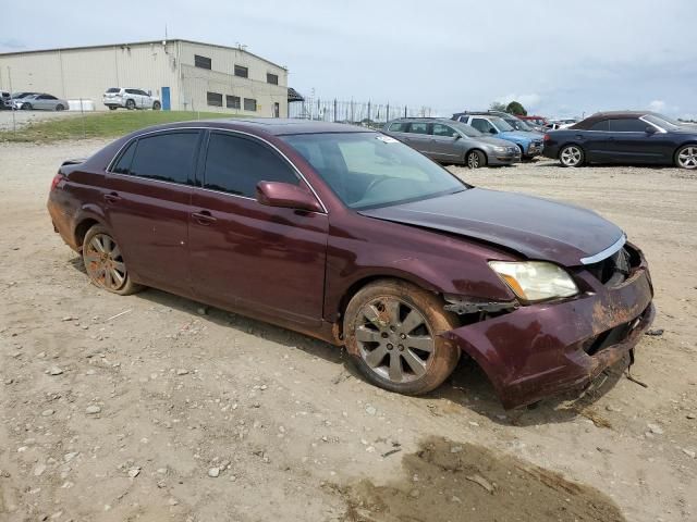 2005 Toyota Avalon XL