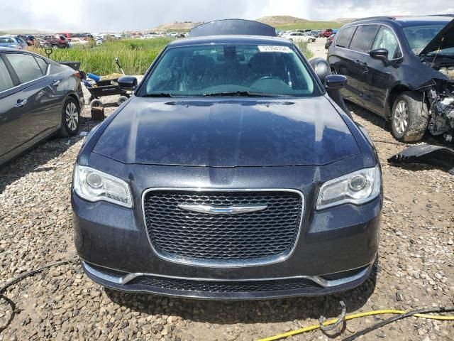 2015 Chrysler 300 Limited