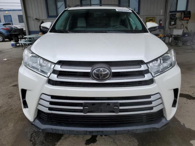 2018 Toyota Highlander LE