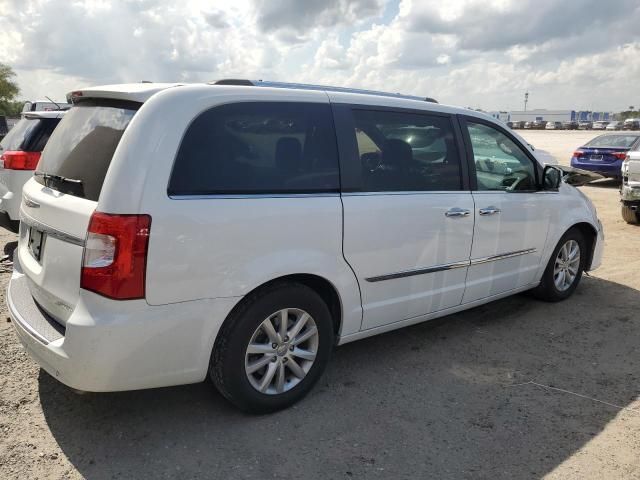 2015 Chrysler Town & Country Limited Platinum