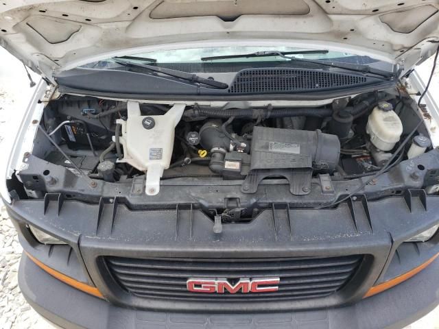 2014 GMC Savana G3500