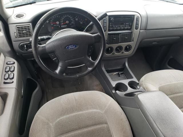 2004 Ford Explorer XLT