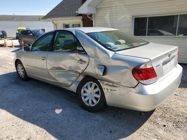 2005 Toyota Camry LE