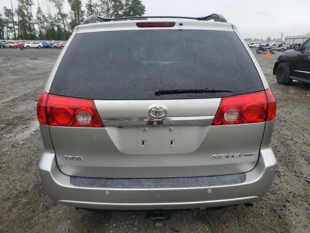 2007 Toyota Sienna XLE