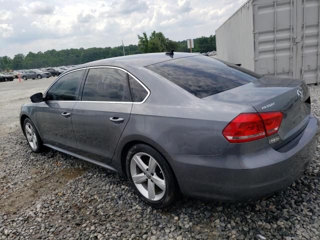 2014 Volkswagen Passat SE