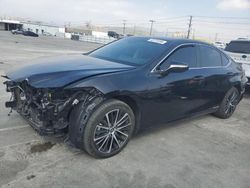 Carros salvage sin ofertas aún a la venta en subasta: 2022 Lexus ES 300H Base