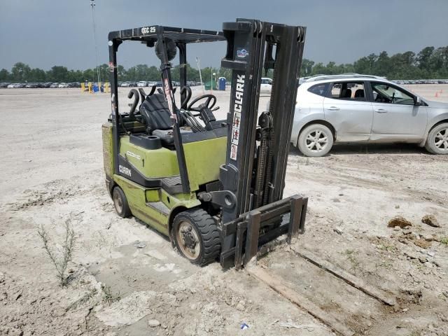 1996 Chbs 1996 Clark Forklift Forklift