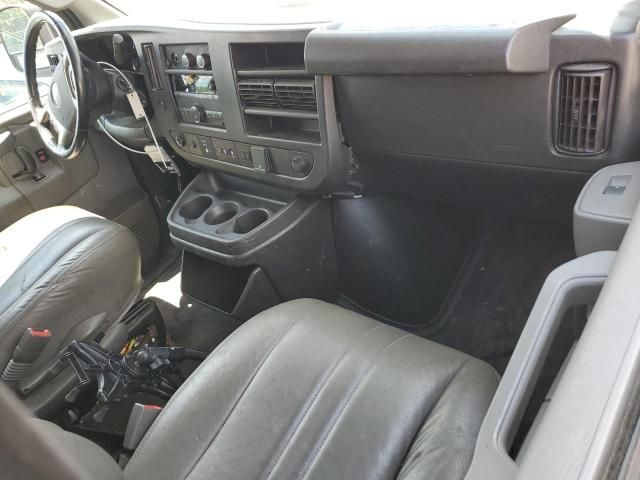 2019 Chevrolet Express G2500