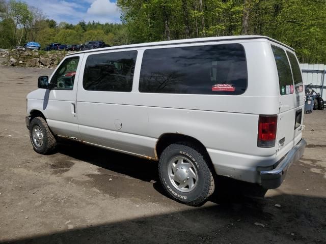 2011 Ford Econoline E350 Super Duty Wagon