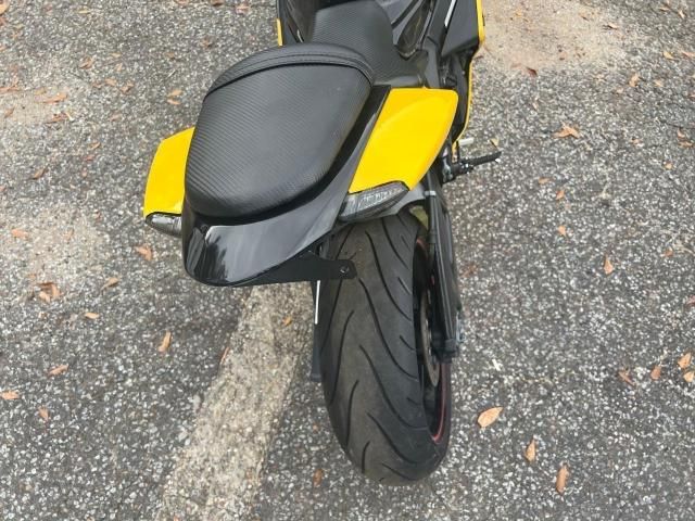 2006 Suzuki GSX-R1000