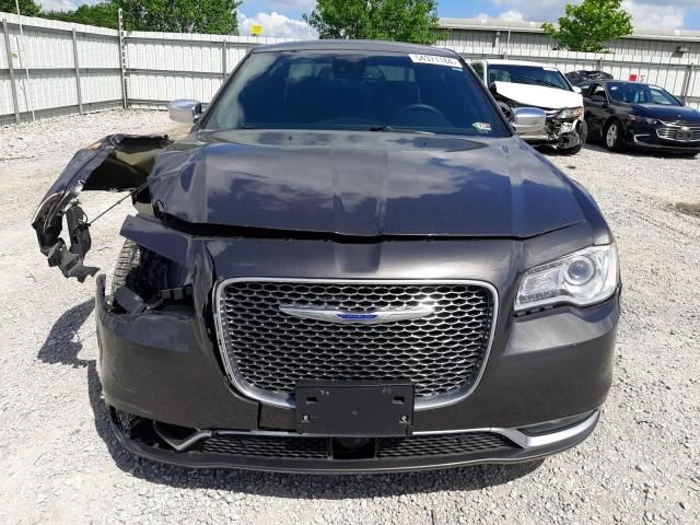 2018 Chrysler 300C