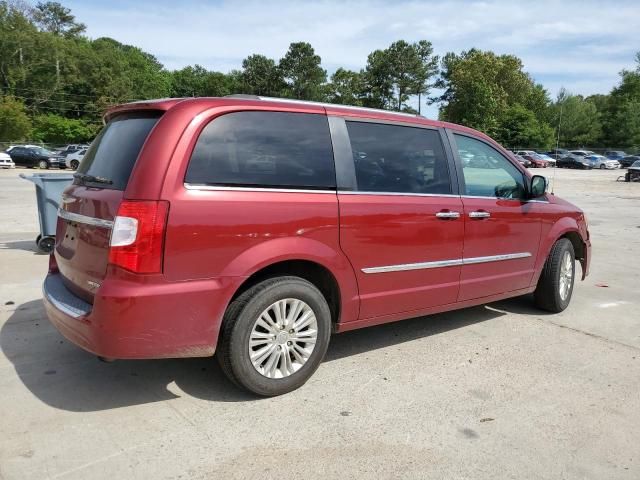 2013 Chrysler Town & Country Limited