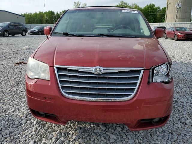 2009 Chrysler Town & Country Touring