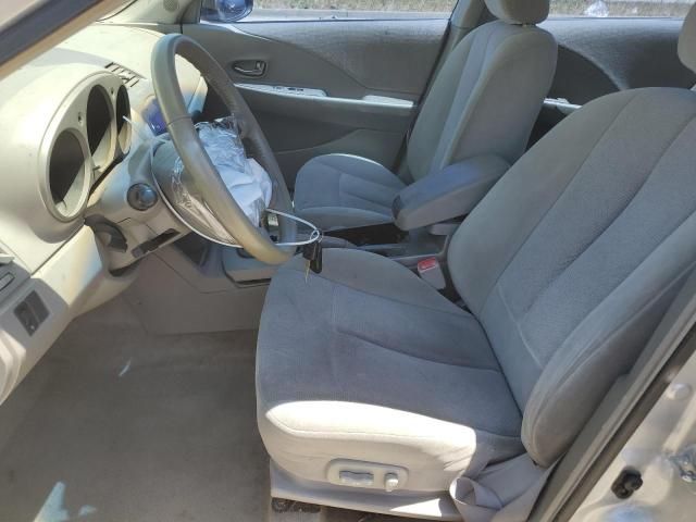 2002 Nissan Altima Base