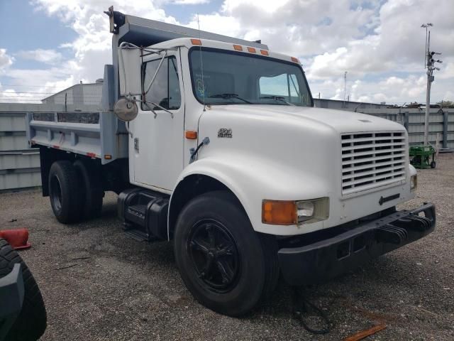 1999 International 4000 4700