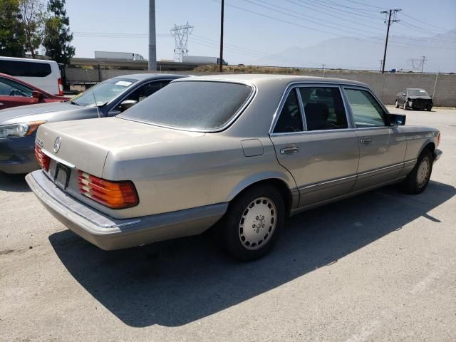 1989 Mercedes-Benz 560 SEL