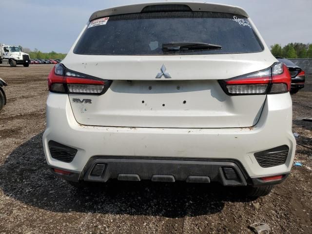 2020 Mitsubishi RVR SE