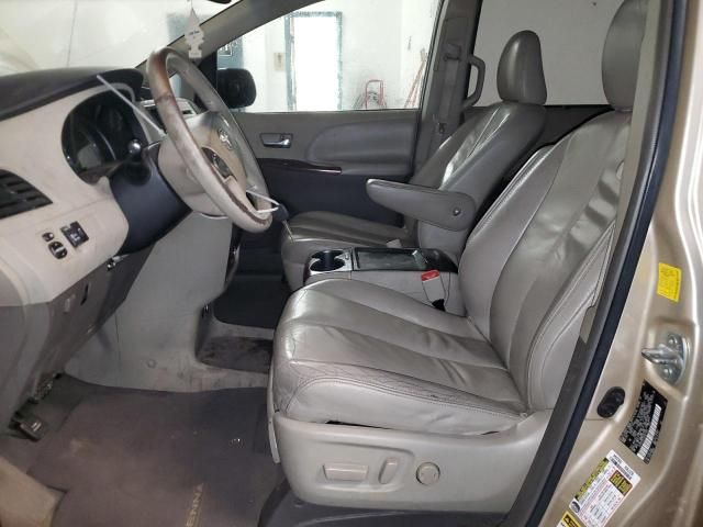 2011 Toyota Sienna XLE