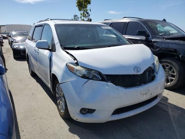 2011 Toyota Sienna XLE