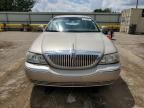 2005 Lincoln Town Car Signature