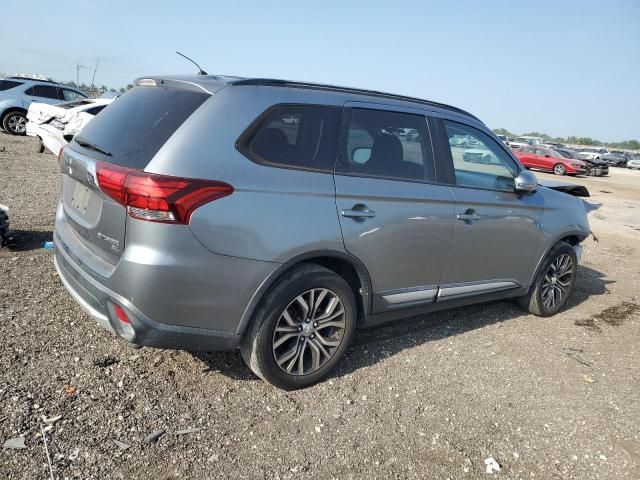 2016 Mitsubishi Outlander SE