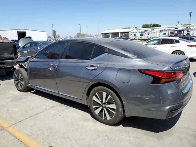 2022 Nissan Altima SV