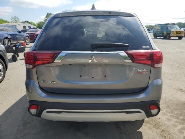 2020 Mitsubishi Outlander SE