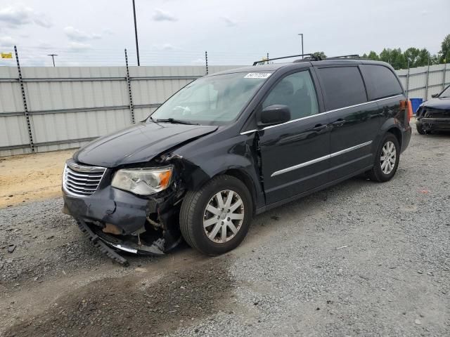 2013 Chrysler Town & Country Touring