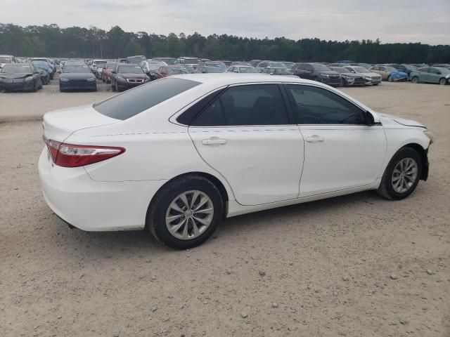 2016 Toyota Camry LE