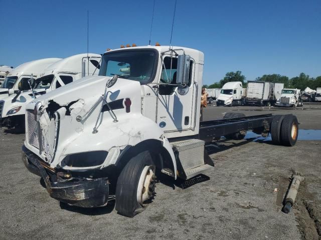 2012 Kenworth Construction T270