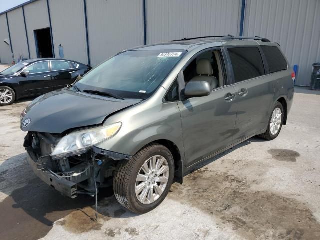 2012 Toyota Sienna XLE