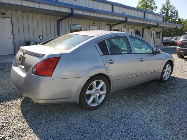 2004 Nissan Maxima SE