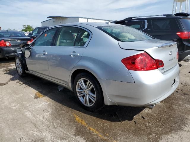 2015 Infiniti Q40