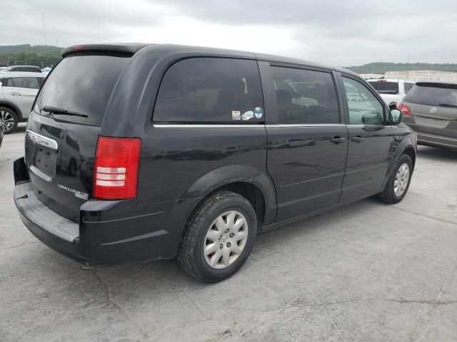 2009 Chrysler Town & Country LX