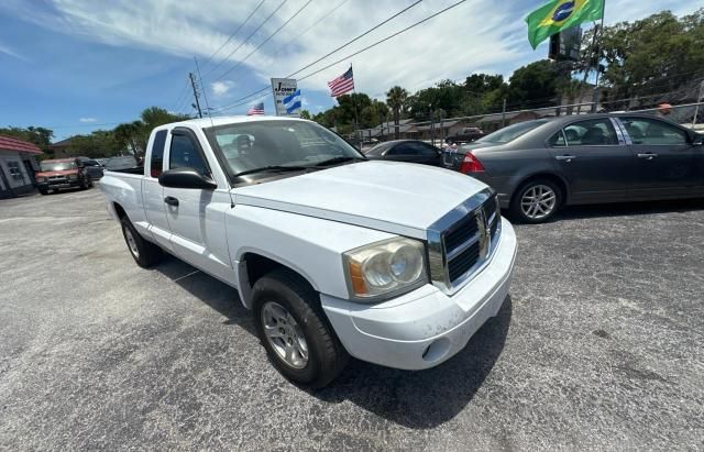 2006 Dodge Dakota SLT