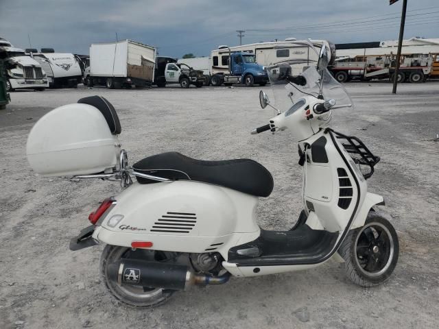 2019 Vespa GTS 300