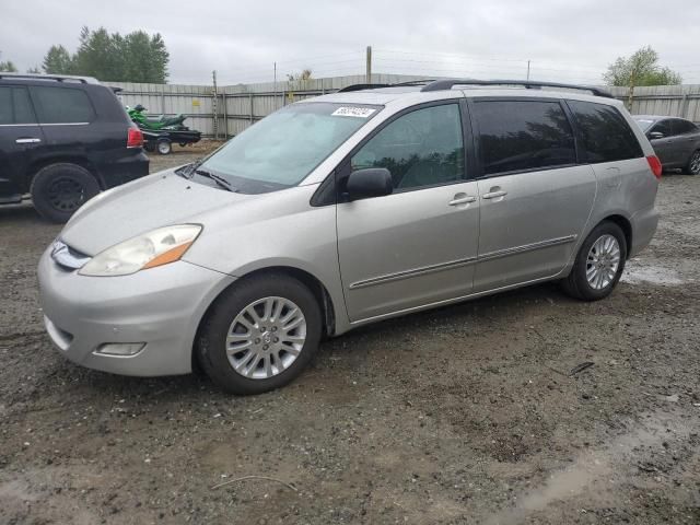 2007 Toyota Sienna XLE