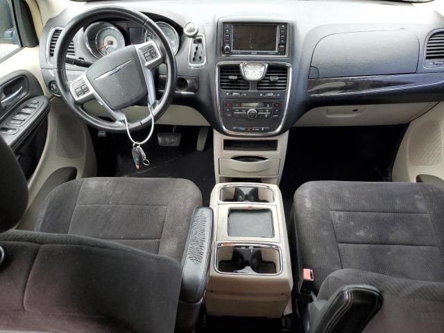 2011 Chrysler Town & Country Touring