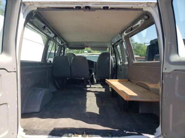 2004 Ford Econoline E250 Van