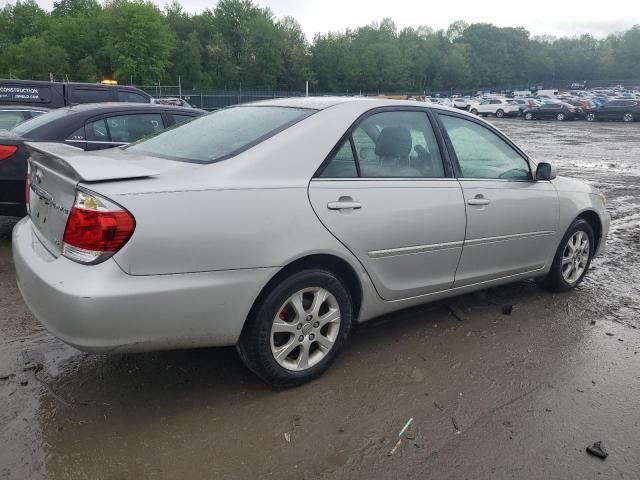 2005 Toyota Camry LE